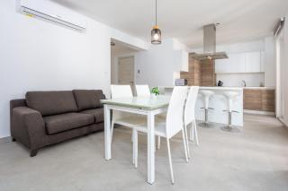 Gzira Brand NEW 2 BDR Apartment Just Off Seafront - 7