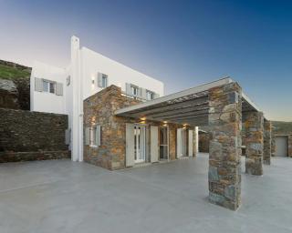 Cycladic Elegance Luxurious Villa with Panoramic Sea Views - 0