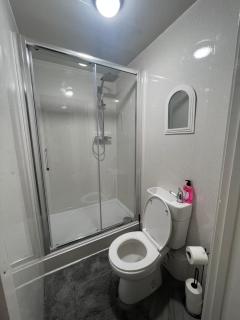 Millfield Road Homestay - 8