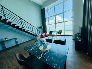 Modern Seaview 2BR Duplex High Floor Heart of George Town 73A - 9