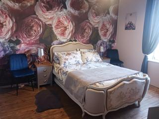 Cherry Blossom House - 2