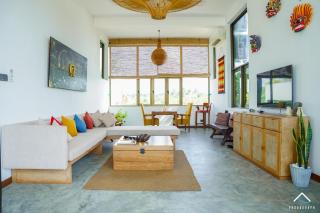 Six Elements Beach Villa - 7
