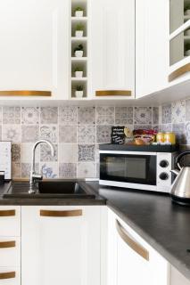 Valletta Townhouse Suite with a Maltese Balcony - 1