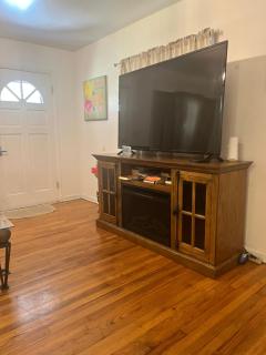 University Area Four Bedroom House - 6