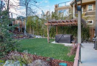 Hazel House 30 day minimum - 7