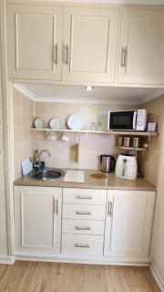 SilverGlades Guest House - 3