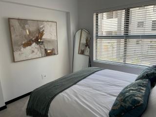 Modern minimalist retreat - Near Fourways Mall - 3