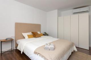 Sunshine Studios Portside Gothic - 1