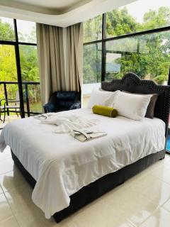 The Alexandria Marquis Hotel and Resort - 8