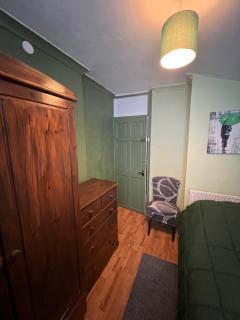 accommodation near Luton city centre - 6