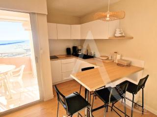 T2 EN 1ERE LIGNE MER AVEC PARKING - 3