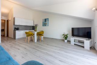 Apartments Sunshine E - 8