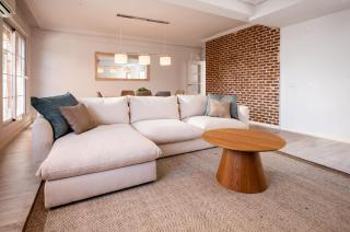 Bright 2BD2BA Apt w Private Terrace - Spacious - 5