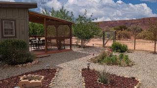 Basecamp Bluff - Bungalow with Patio, Dogs Welcome - 7