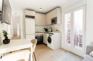 Comfortable 2BR Apartment near Plaza Castilla - 3