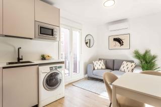 Comfortable 2BR Apartment near Plaza Castilla - 2