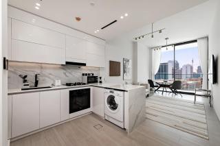 Stylish 1BR Apartment in Binghatti Onyx JVC - 6