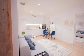 Delightful 2BR Flat in Chic Chueca - Madrid - 1