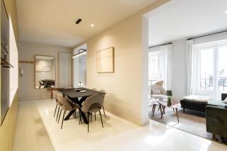 Luxurious 2BD Apartment in Justicia - 1