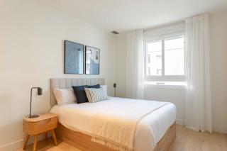 Modern Stay in Plaza Castilla - 9