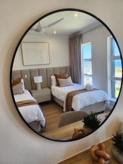 Blue Water Golf Villa, Views, 3BDR On suite, Pool, views - 3