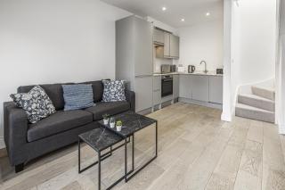 Stylish 1 bedroom home in Bromley by StayStayStay - 1