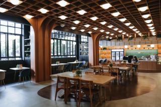 The Bountie Hotel and Convention Centre Sukabumi - 6