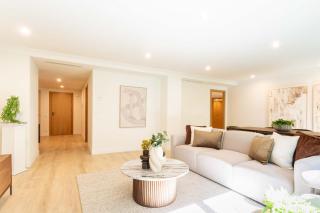 Spacious Urban Elegance in Plaza Castilla - 1