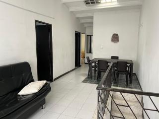 Casa amplia cerca del cc Titan Plaza - 0