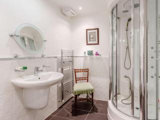 4 Bed in Strathtummel CA274 - 1