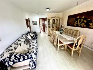 Apartmento Astúrias! Piscina Ar Varanda Vaga de Garagem 2 Quartos 100m2! 2 Qdas da Praia! - Guarujá - 8