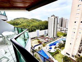 Apartmento Astúrias! Piscina Ar Varanda Vaga de Garagem 2 Quartos 100m2! 2 Qdas da Praia! - Guarujá - 9