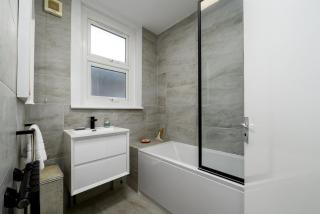 GuestReady - Stylish 1Bed in East London - 1