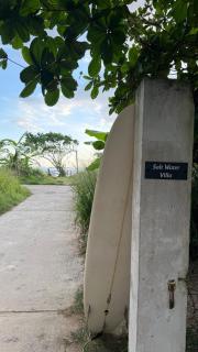 Saltwater beachfront - 2