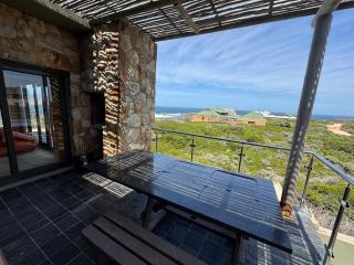 Relax, Entertain & Soak in Stunning Sea & Sunsets - 9