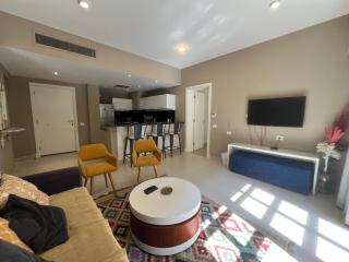 Elegant 2-Bdr Apartment in Ocean View El Gouna - 9