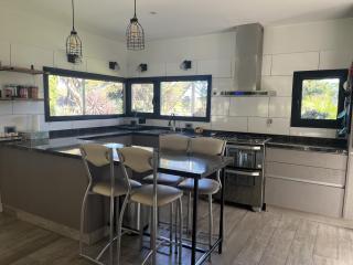 Casa Celia - Casa para 5 pax con pileta en San Benito, Chapadmalal - Hola Sur - 9