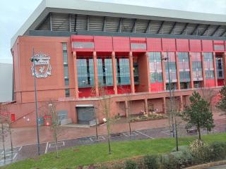 Apartment Sleeps 2 - in the Shadow of Liverpool FC - 2