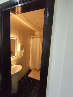 فندق المسار العزيزية - 4