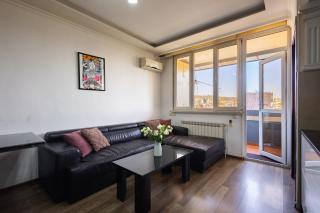 Yeznik Koghbatsi - Amiryan crossroads 1 bedroom comfy apartment with Balcony KO100 - 7