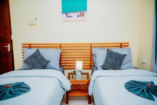 Roots and Waves Apartment - 3