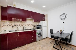 Eznik Koghbatsi- Amiryan crossroads 1 bedroom Newly Renovated apartment KO200 - 7