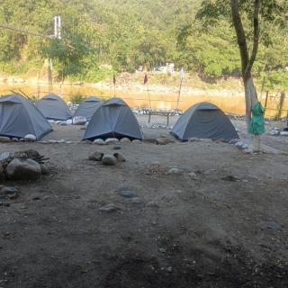 Gil's Riverside Camping - 6