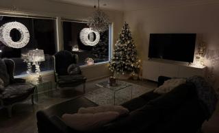 Arctic Riverside home - 0