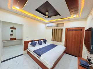 Hotel Shiv Niwas - Ujjain - 0