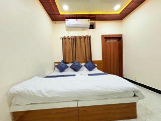 Hotel Shiv Niwas - 4