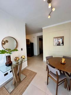 Céntrico 1 Habitación y Estudio en Evaristo Morales - 0