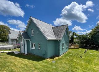 Luxurious 4 Bedroom New England Style Villa - Trewhiddle V12 - 6