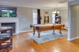 Centrally Located Hampton Roads Home with Game Room! - 1