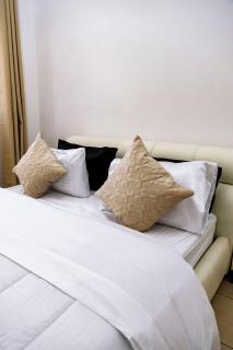 Metris Foxdale Apartments - 1